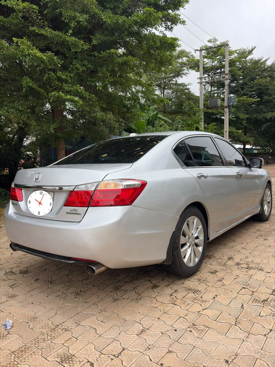 
        Giveaway Deal‼️‼️‼️ Carefully Used V6 Registered Honda Accord 2014 Touring (Keyless Double Screen & Sunroof)  With Original Duty Going For Just 9.2m with our sambo owners house Dawaki Abuja📍 ZERO CHAIN DEAL full         