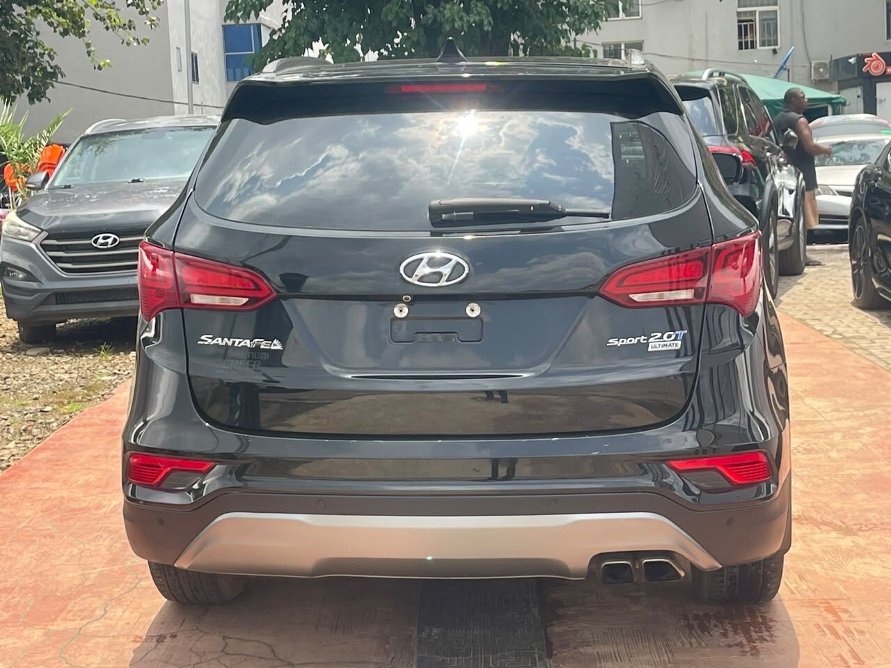 
        Super clean unregistered 2017 santafe full options pano, 360 camera Available for inspection 17m full         