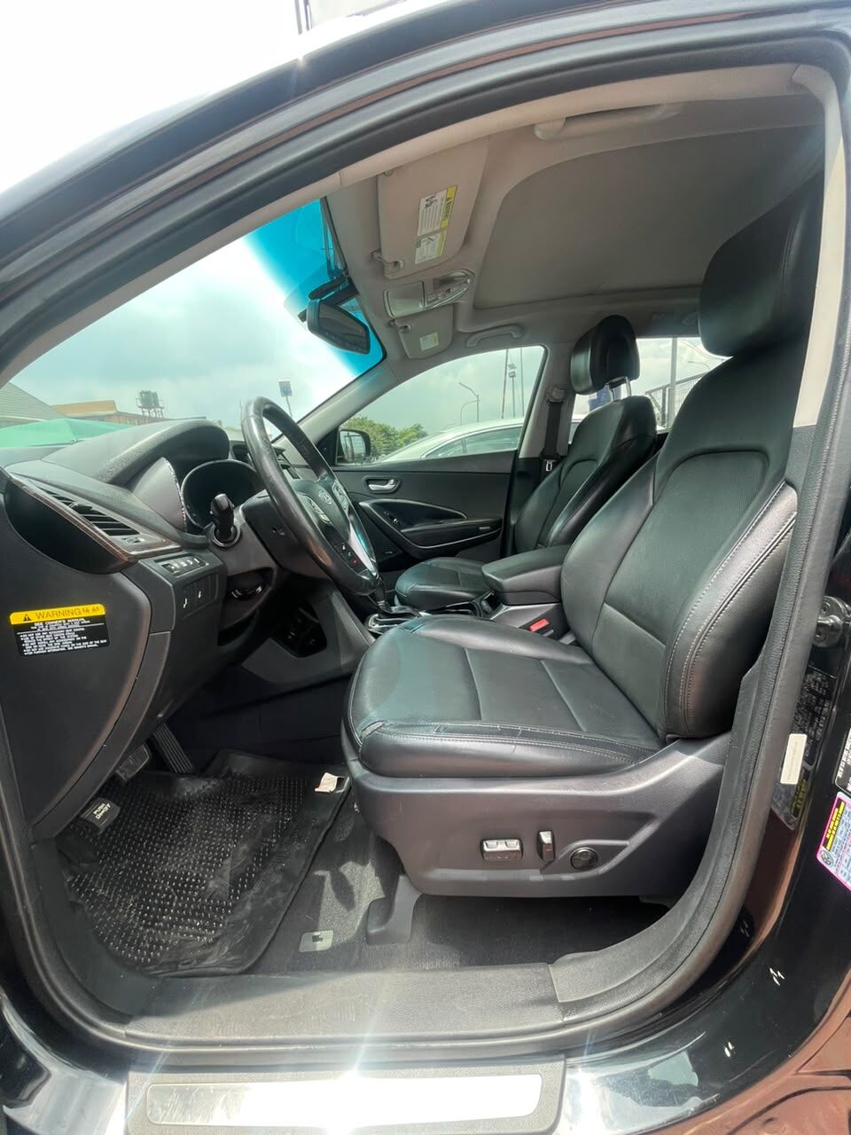
        Super clean unregistered 2017 santafe full options pano, 360 camera Available for inspection 17m full         
