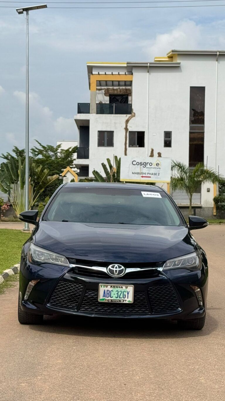 EXTREMELY SHARP 2015 TOYOTA CAMRY XSE KEYLESS SUNROOF WITH WIRELESS CHARGING ⚡⚡ AND PROPER DOCUMENTATION  PRICE:12M 📍ABUJA